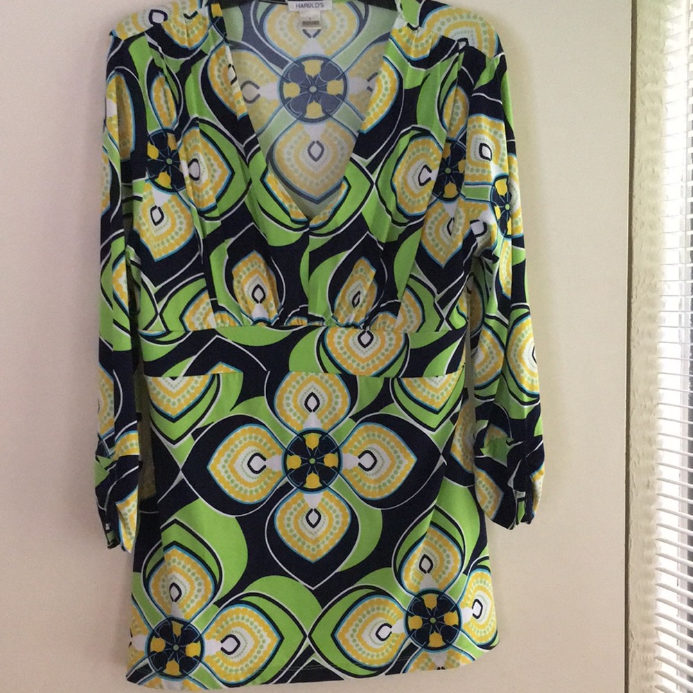 Bright green/yellow geometric design top